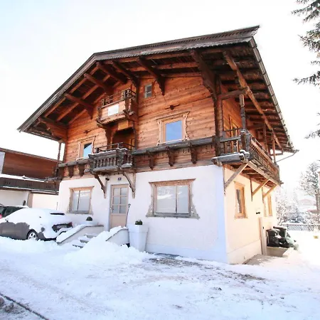 Chalet Kirchberg 2 בקתה